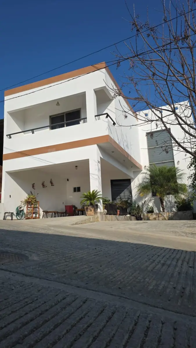 Casa en venta en El Cercado Centro, Santiago — foto 1 de 18