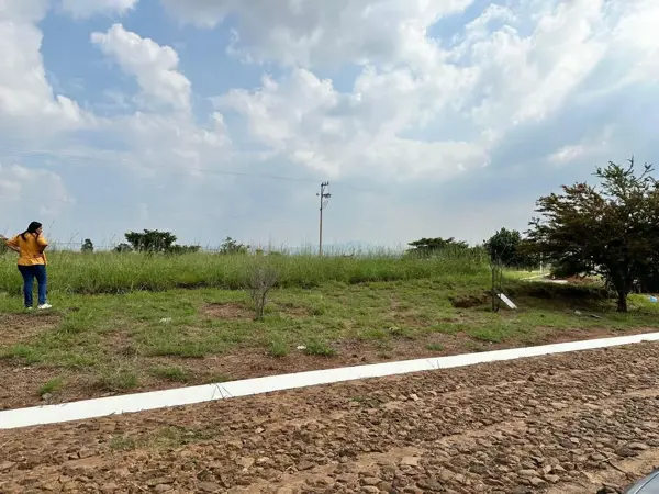 Terreno en venta en Santa Sofía Hacienda Country Club, El Arenal — foto 3 de 15