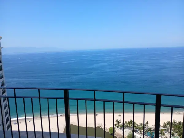 Departamento en venta en Zona Hotelera Norte, Puerto Vallarta — foto 2 de 27