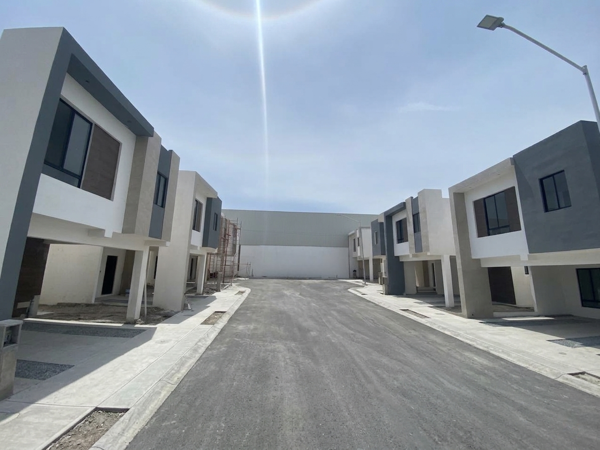 Casa en venta en Real del Sol, Saltillo — foto 2 de 12