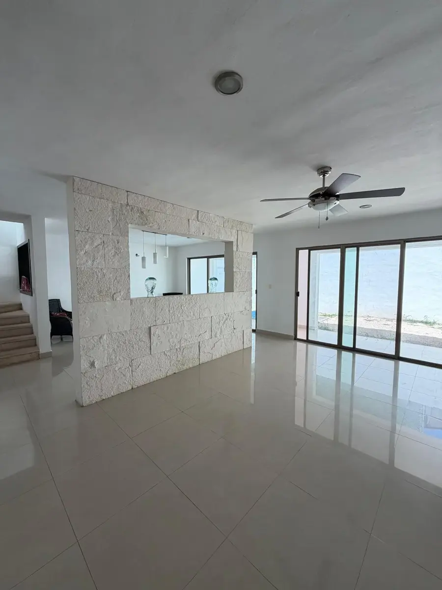 Casa en venta en San Pedro Cholul, Mérida — foto 1 de 17
