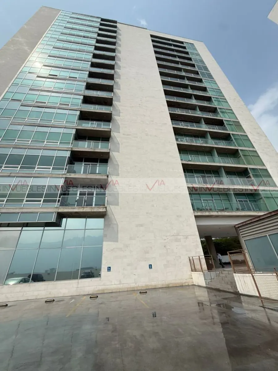 Departamento en venta en La Diana, San Pedro Garza García — foto 1 de 9