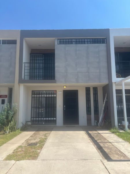 Casa en venta en Belcanto, Tlajomulco de Zúñiga — foto 3 de 48