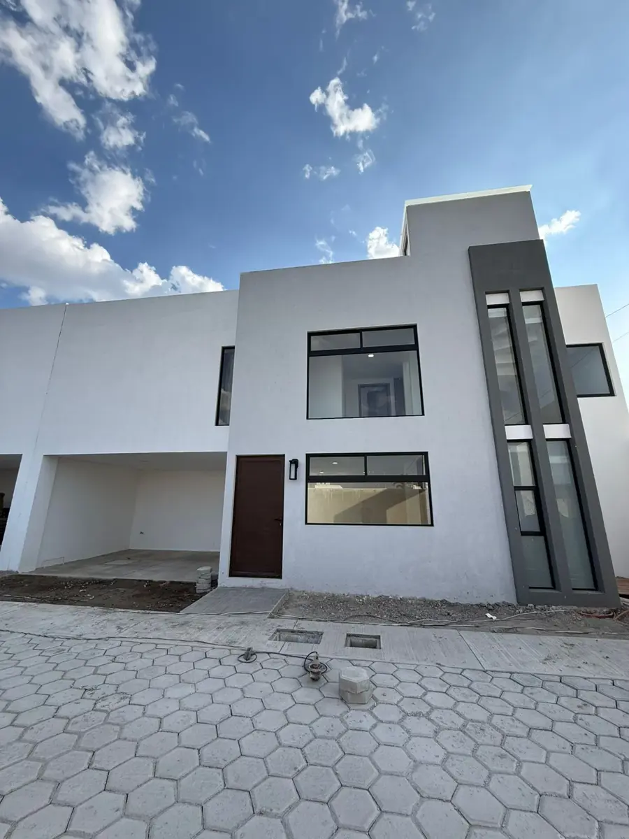 Casa en venta en San Bernardino Tlaxcalancingo, San Andrés Cholula — foto 1 de 11