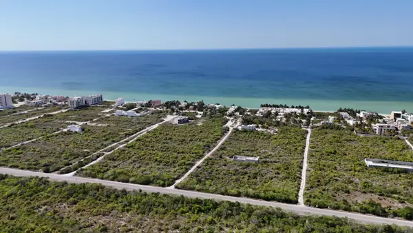 DOS TERRENOS JUNTOS EN VENTA EN LA PLAYA A POCOS METROS DEL MAR EN SAN BENITO