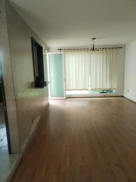 Casa en venta en Cacalomacán Centro, Toluca — foto 2 de 11