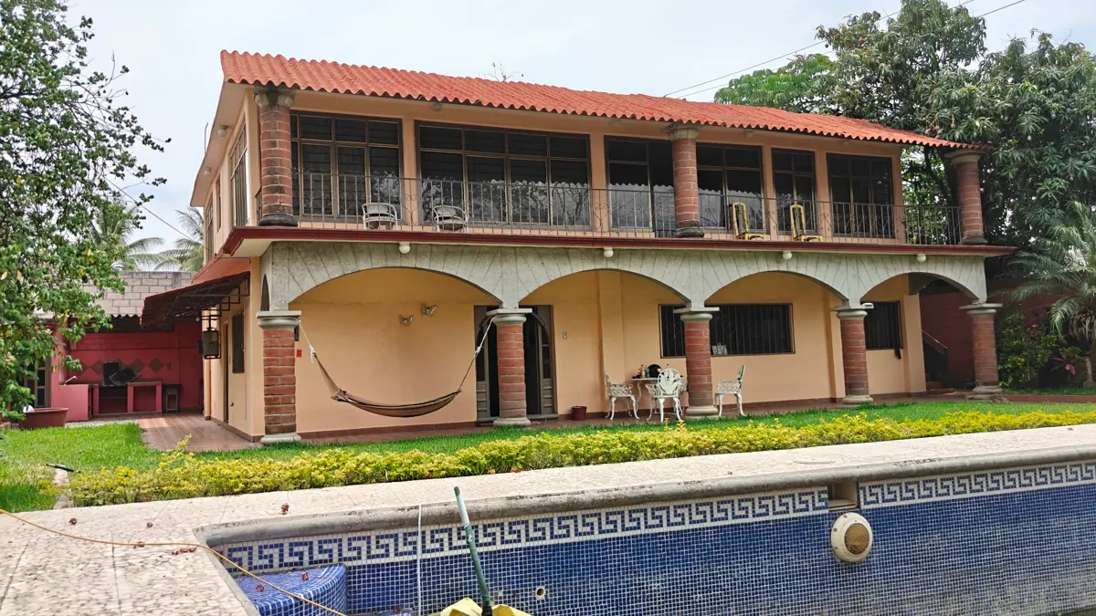 Casa en renta en Cocoyoc, Yautepec — foto 1 de 28
