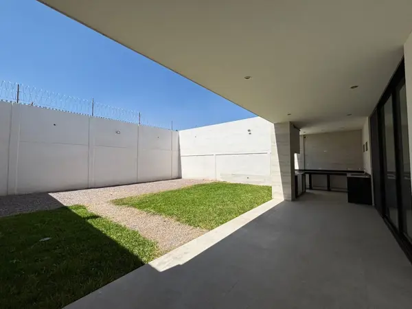 Casa en venta en Hacienda del Rosario, Torreón — foto 2 de 30