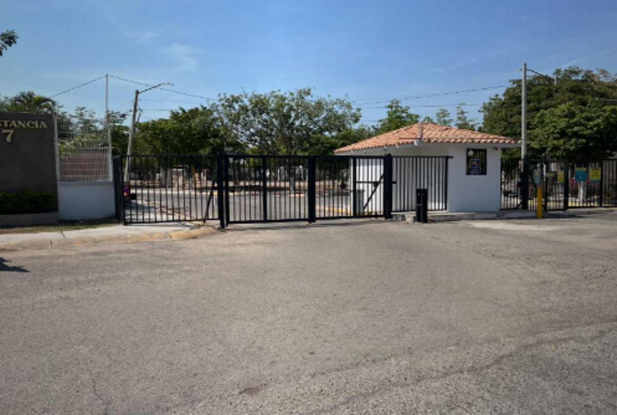 Casa en venta en Privadas la Estancia, Culiacán — foto 1 de 13