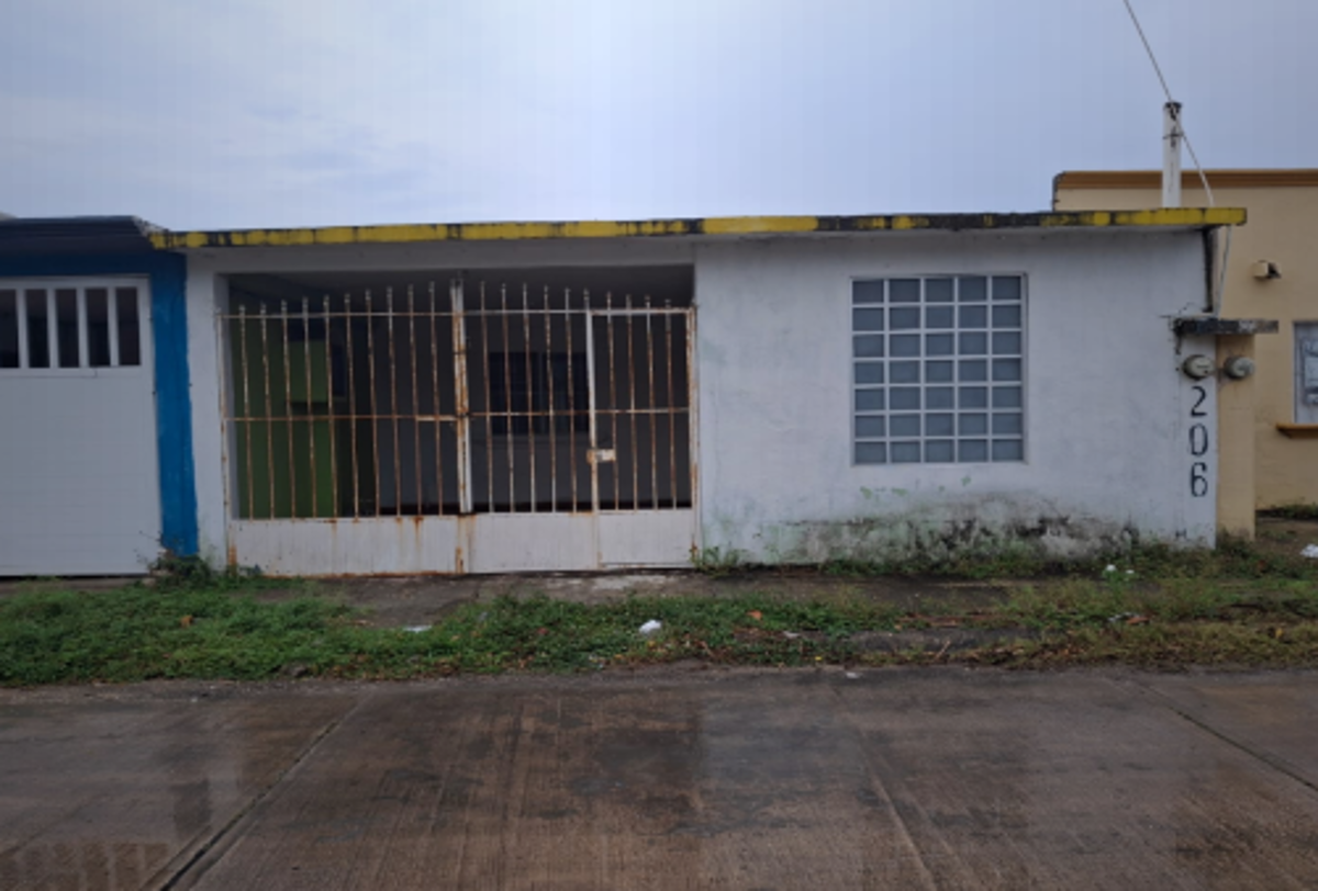 Casa en venta en Ciudad Olmeca, Coatzacoalcos — foto 1 de 10