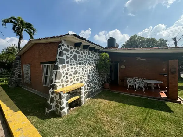 Casa en venta en Los Almendros, Jiutepec — foto 2 de 19