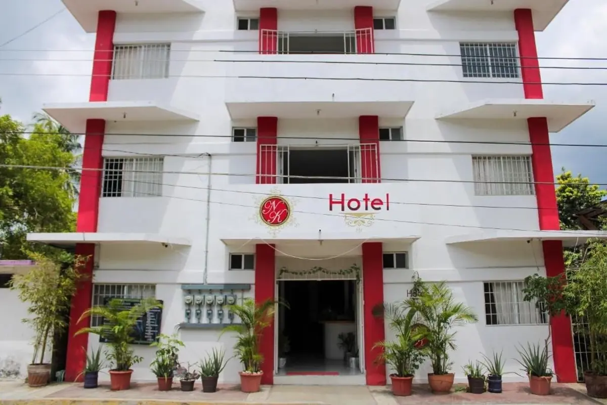 Hotel en venta en Pinotepa de Don Luis, Pinotepa de Don Luis — foto 1 de 26