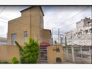 Casa en venta en Valle Ceylan, Tlalnepantla de Baz — foto 3 de 13