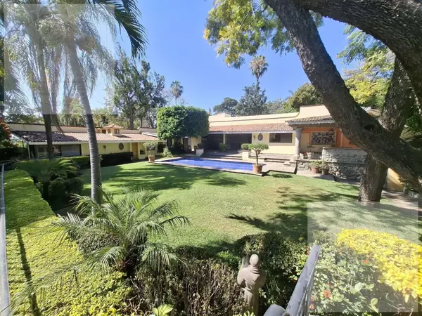 Casa en venta en Las Palmas, Cuernavaca — foto 2 de 56