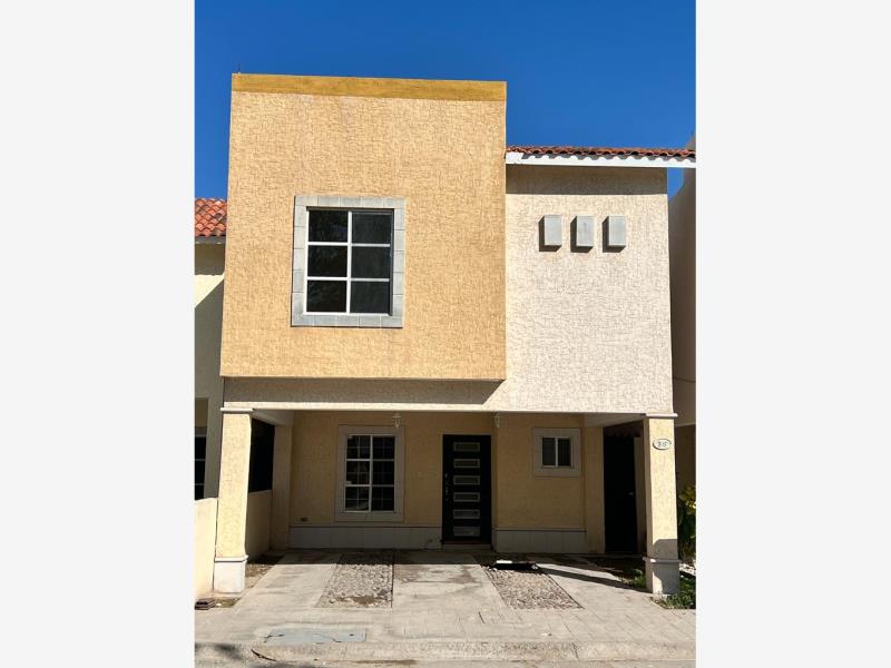 Casa en venta en Ampliación Senderos, Torreón — foto 1 de 19