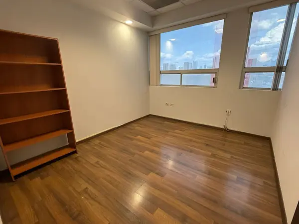 Oficina en venta en Santa Maria, Monterrey — foto 2 de 6