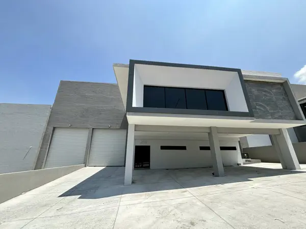 Nave en renta en Bosques de Santa Catarina, Santa Catarina — foto 2 de 9