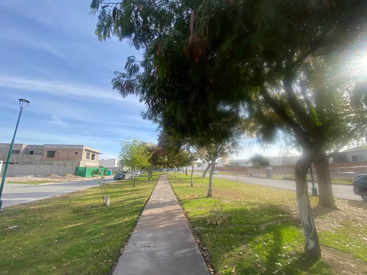 Vista 3 de TERRENO RESIDENCIAL EN VENTA – LAS VILLAS (CONDORES)