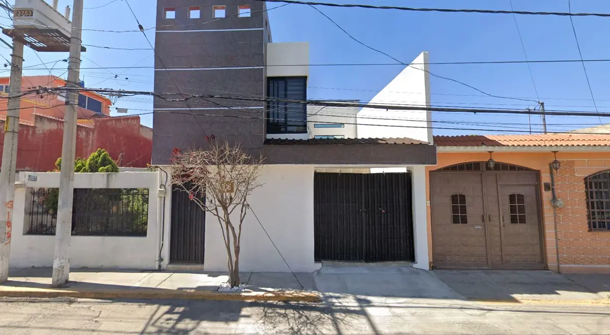 Casa en venta en Villa de las Flores 1a Sección (Unidad Coacalco), Coacalco de Berriozábal — foto 1 de 12