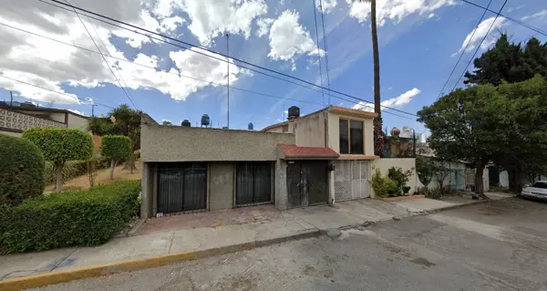 Casa en venta en Parque Residencial Coacalco 1a Sección, Coacalco de Berriozábal — foto 2 de 12