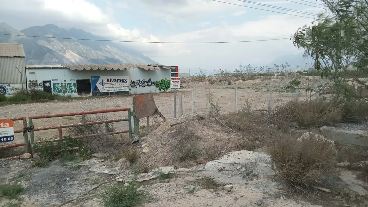 Terreno en venta en Bosques de Santa Catarina, Santa Catarina — foto 1 de 11