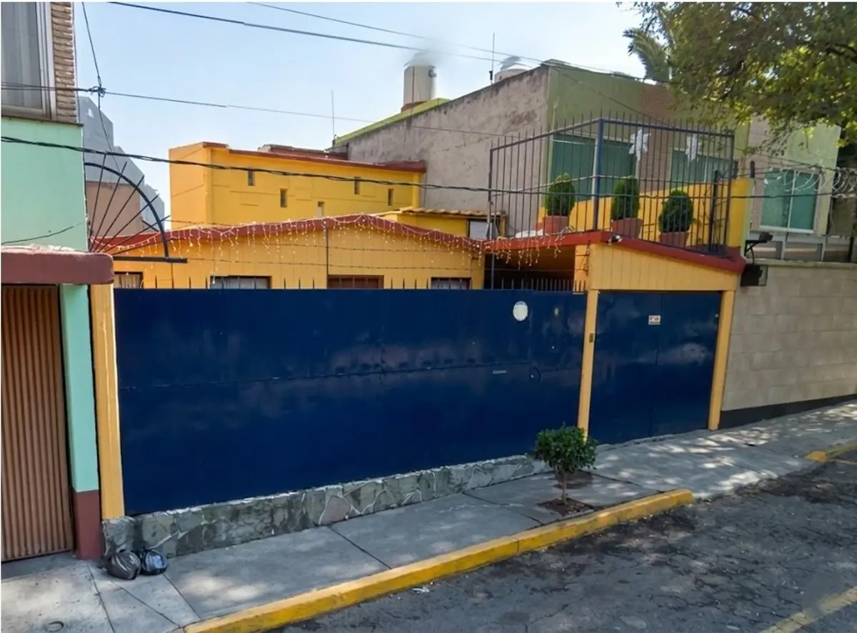 Casa en venta en El Parque, Naucalpan de Juárez — foto 1 de 12