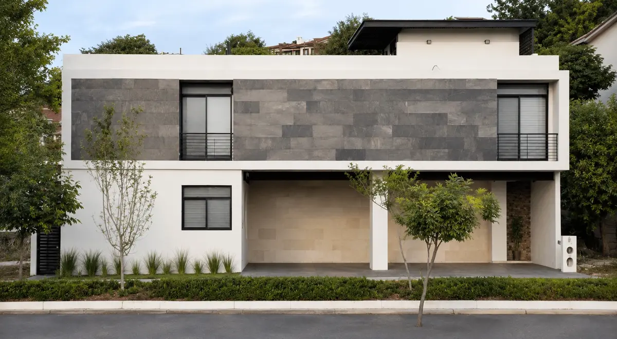 Casa en venta en Villas de Irapuato, Irapuato — foto 1 de 44