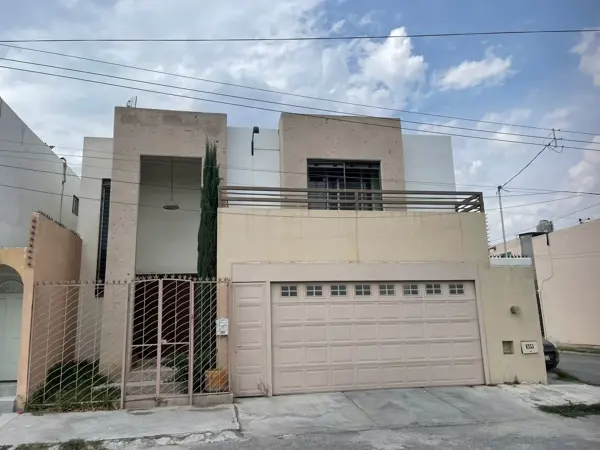 Casa en venta en Alpes Norte, Saltillo — foto 2 de 11