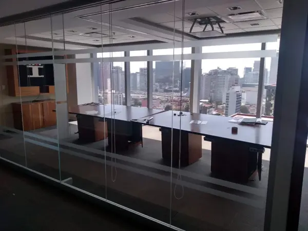 SE RENTA OFICINA AMUEBLADA EN POLANCO, CDMX