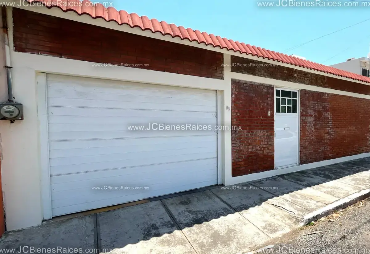Casa en venta en Los Pinos, Veracruz — foto 1 de 18