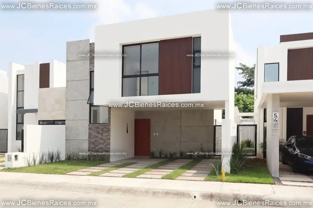 Casa en venta en Lomas del Dorado, Boca del Río — foto 1 de 18