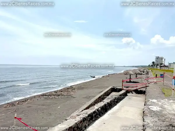 Terreno en venta en Lomas del Sol, Alvarado — foto 2 de 12