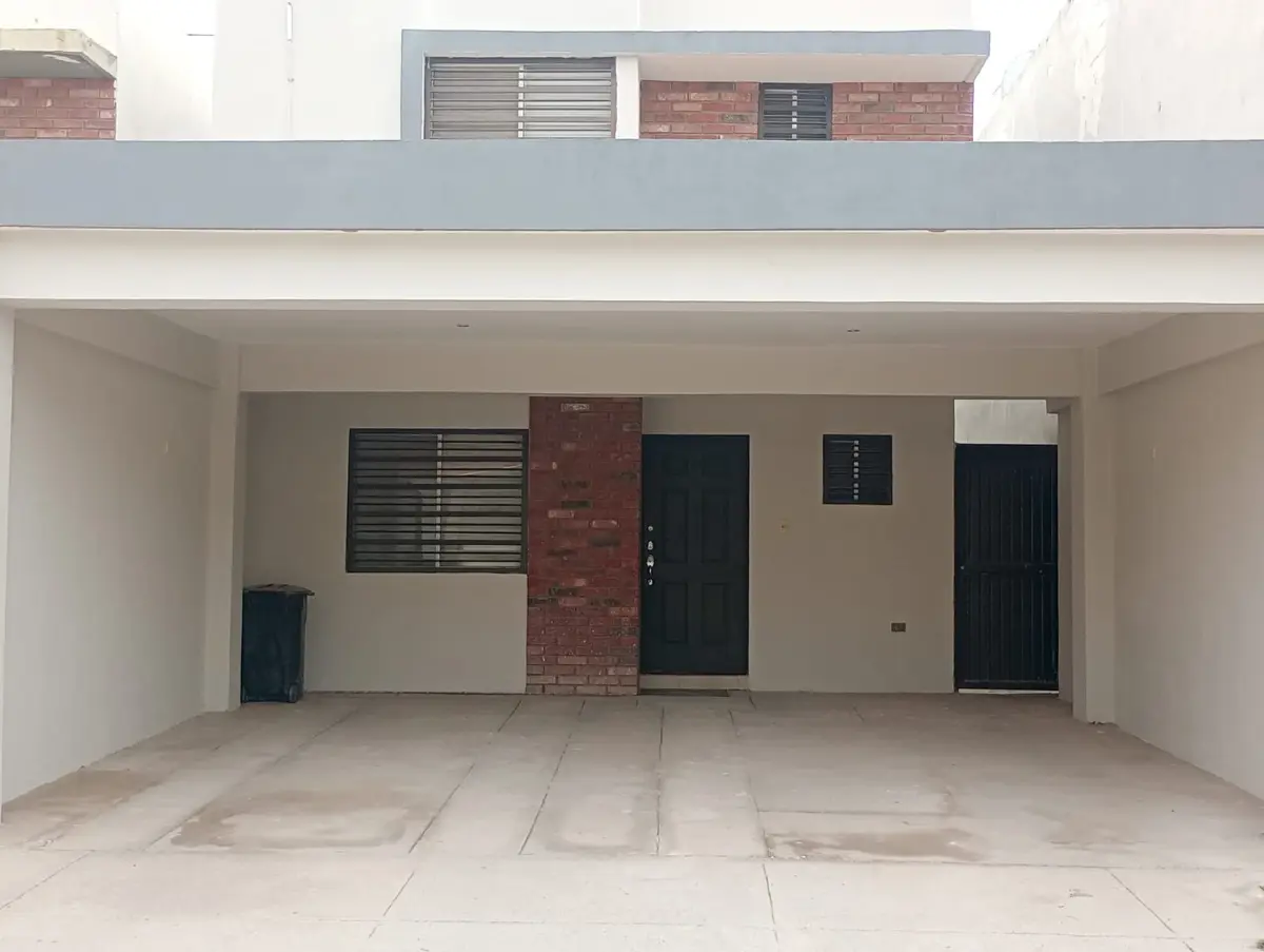Vista 3 de Casa en Venta Fracc Sendas del Bosque