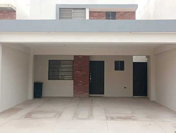 Casa en venta en Sendas del Bosque, Torreón — foto 3 de 24