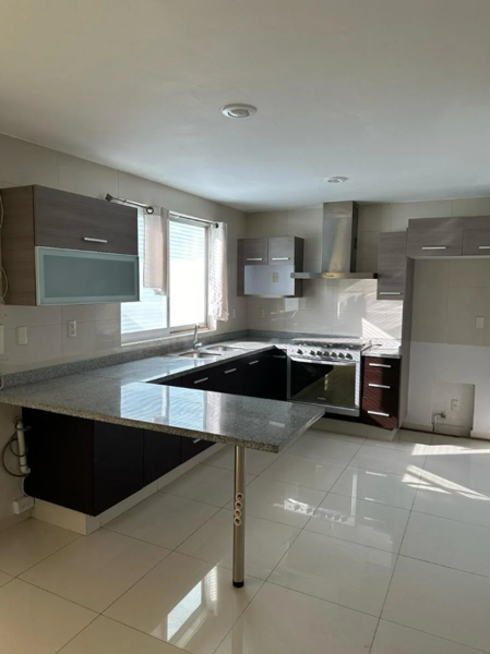 Casa en venta en Parque Residencial Coacalco 2a Sección, Coacalco de Berriozábal — foto 3 de 25