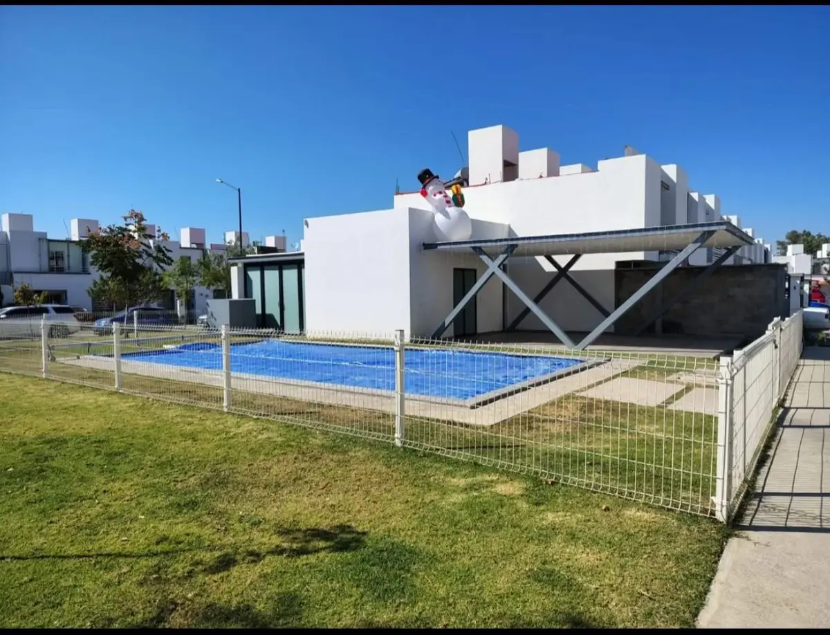 Casa en renta en Valle del Roble, León — foto 1 de 18