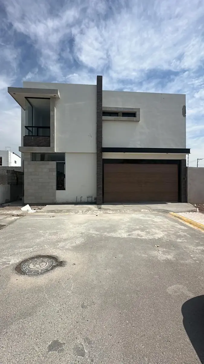 Vista 2 de Casa en Venta en Quintas del Palmar
