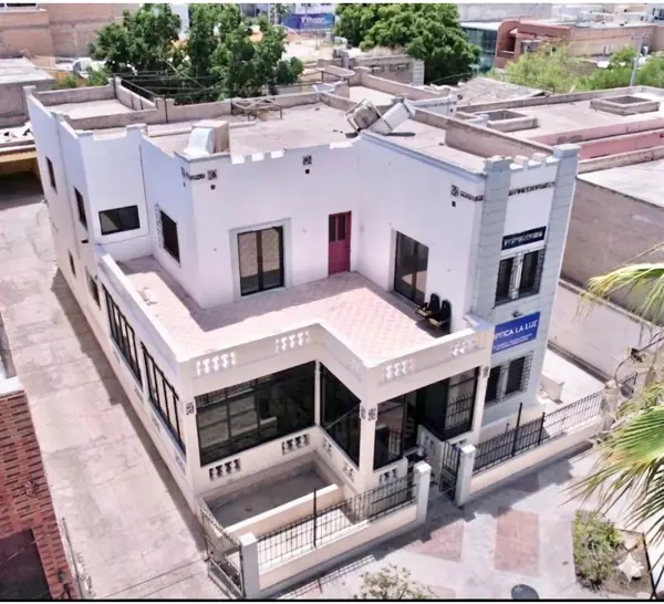 PROPIEDAD VENTA PARA TODO TIPO DE USO, EN EL CENTRO