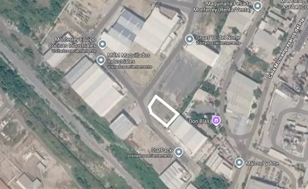 Terreno en Venta en T.A.D. Pemex Refineria, Santa Catarina, Nuevo León 3