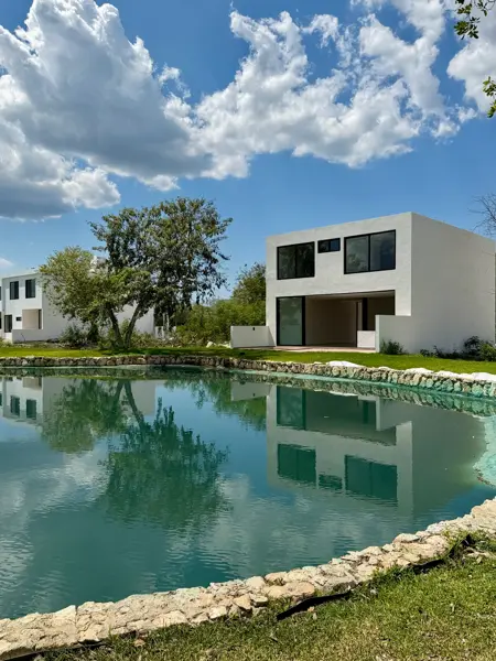 Casa en Venta en Merida, Altozano Frente al Parque, Increibles Amenidades