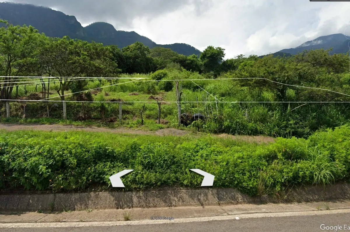 Terreno en venta en Chiquihuitlán, Autlán de Navarro — foto 1 de 3