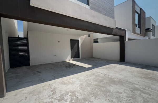 Casa en venta en Almendros, Apodaca — foto 2 de 14