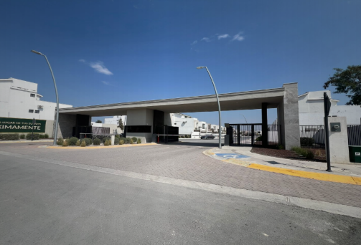 Casa en venta en Almendros, Apodaca — foto 1 de 14
