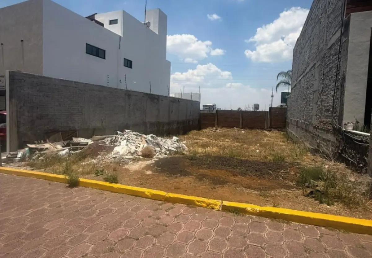 Terreno en venta en Montaña Monarca I, Morelia