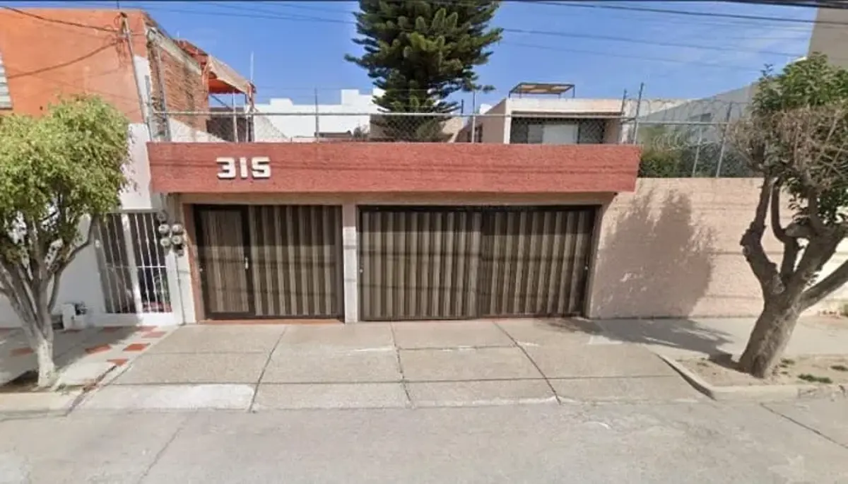 Casa en venta en Las Águilas, San Luis Potosí — foto 1 de 14