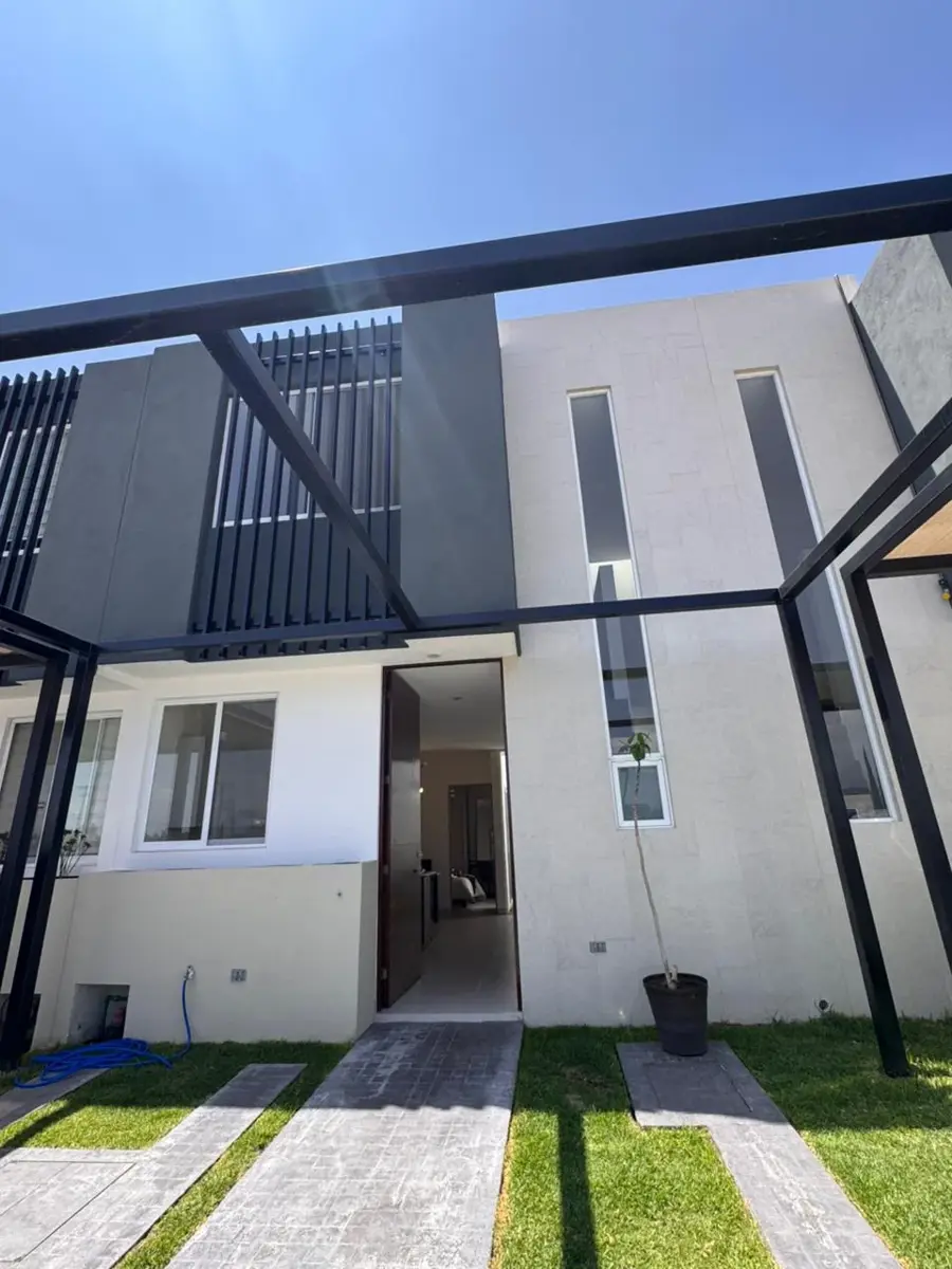 Casa en venta en Lomas de Jesus Maria, Jesús María — foto 1 de 9