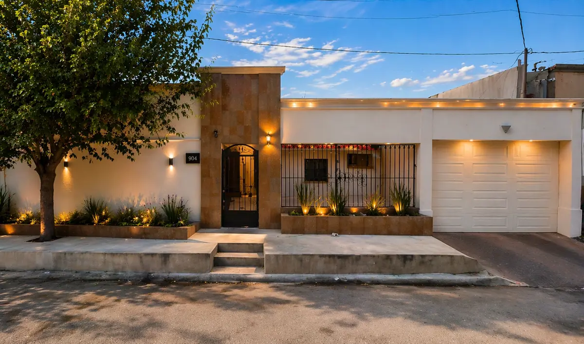 Casa en venta en Burocratas, Piedras Negras — foto 1 de 11