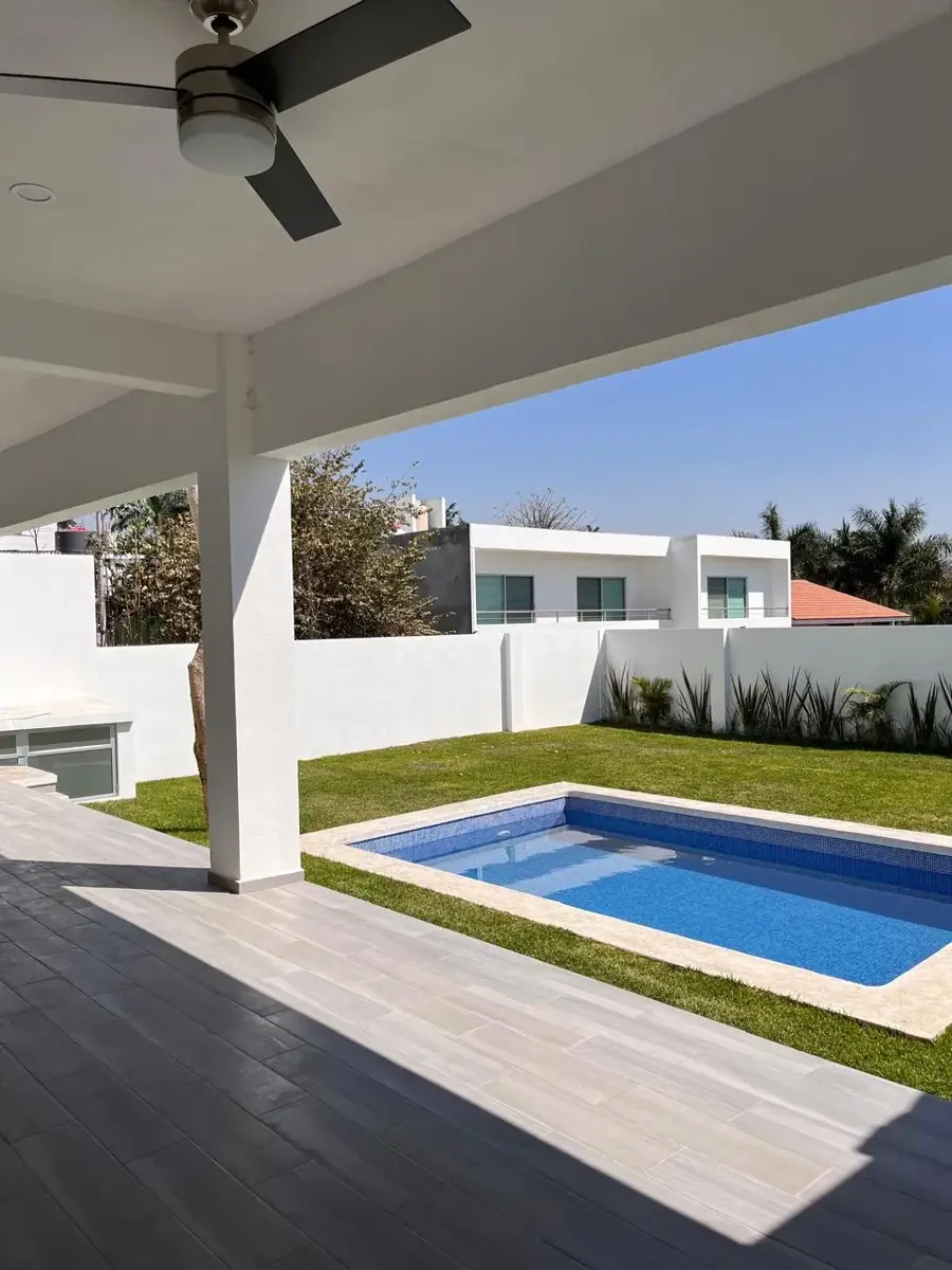 Casa en venta en Burgos, Temixco — foto 1 de 11