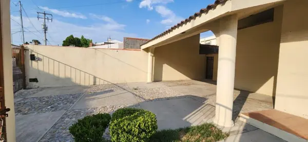 Casa en renta en Los Pinos, Saltillo — foto 2 de 15