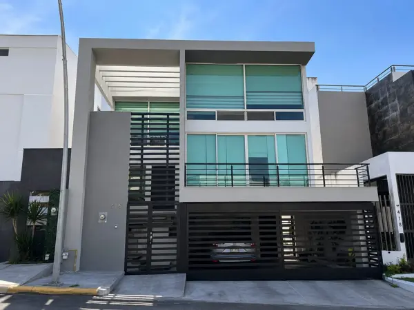 Casa en Venta en Residencial Dinastía, Monterrey, Nuevo León 1